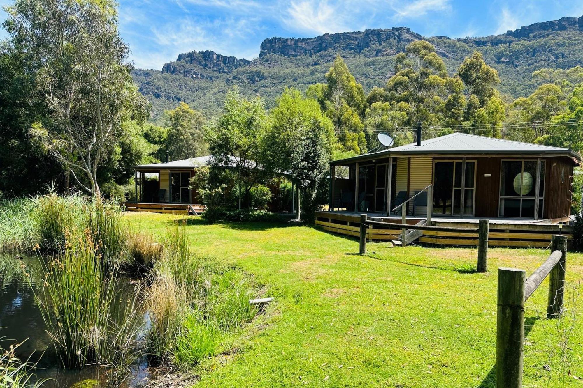 Grampians Chalets ฮอลส์แกป ภายนอก รูปภาพ